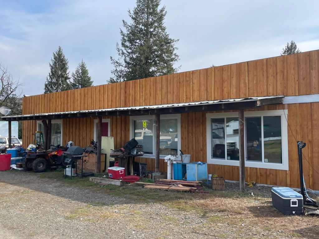 Oregon home after exterior renovation with new siding, new windows, and complete outside remodel.